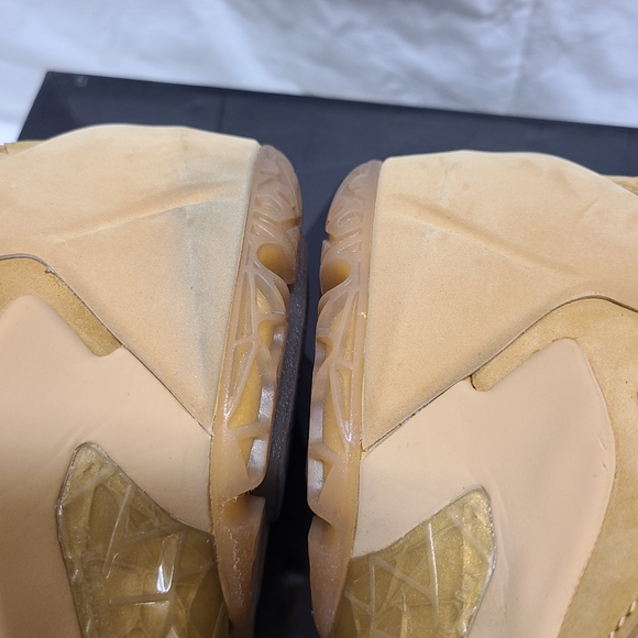 Lebron 12 Wheat - Picture 8 of 14